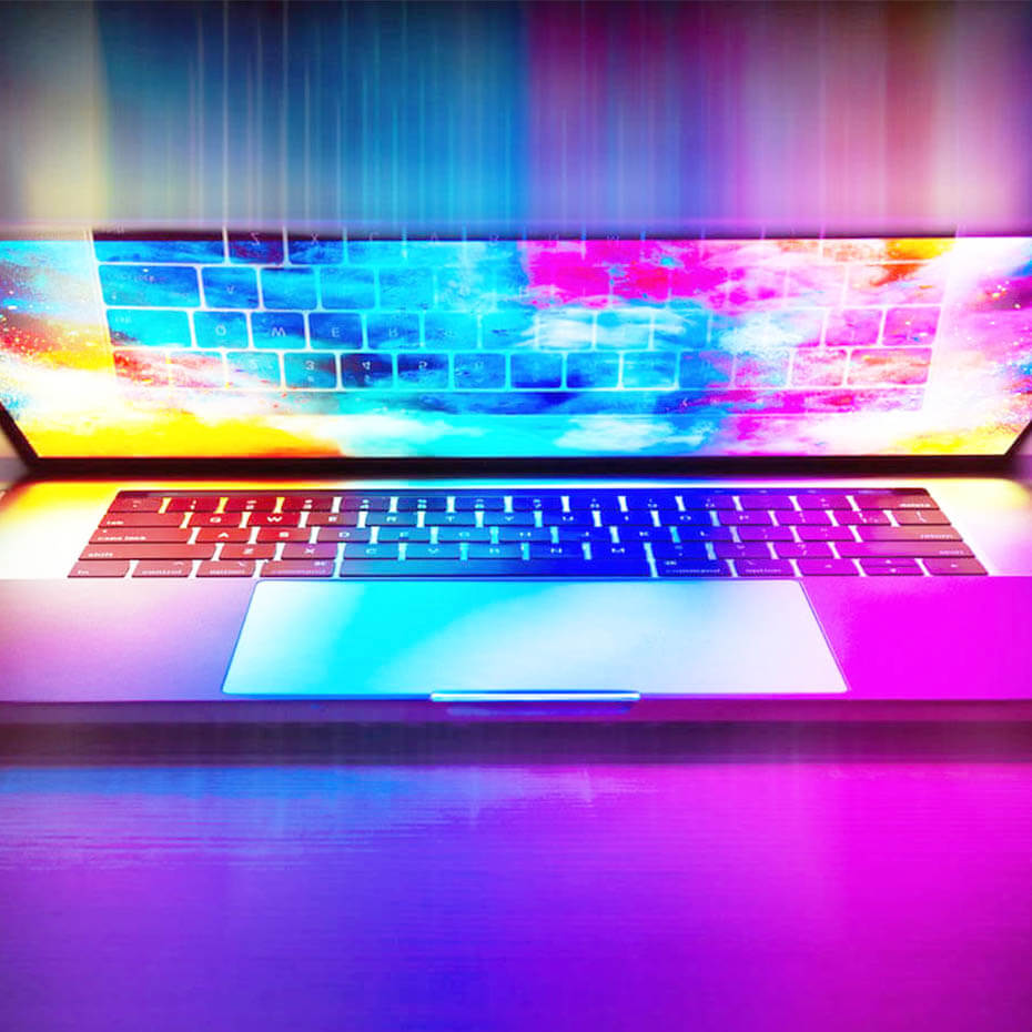 tarhely_szolgalttato_laptop_lila_kek